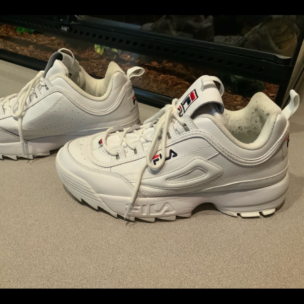 Fila disruptor ll , size 10(USA)  white
